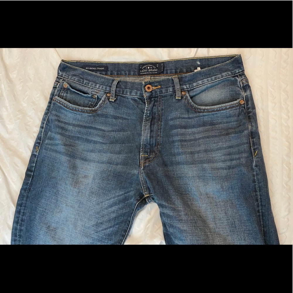 Lucky brand jeans 363 has a hole